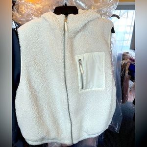 Cotton On- Teddy Bear Vest, size Medium NWT